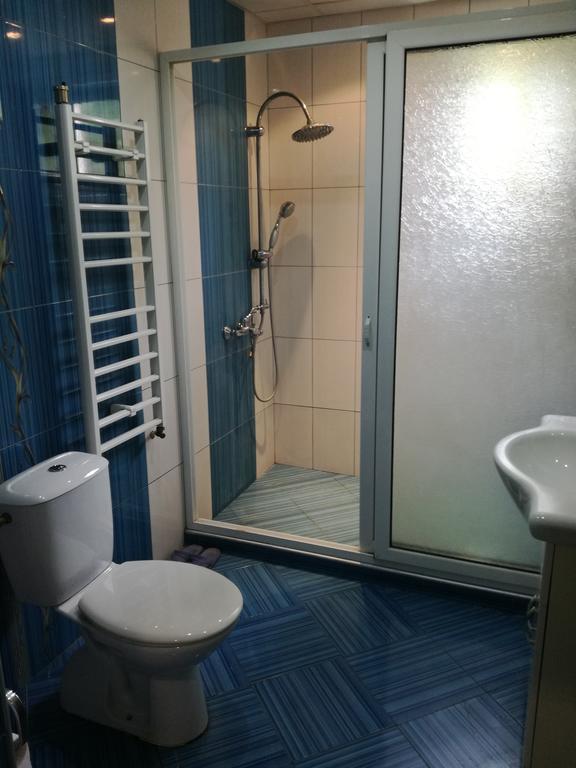 Guest Rooms Simona 2 Opanets ภายนอก รูปภาพ